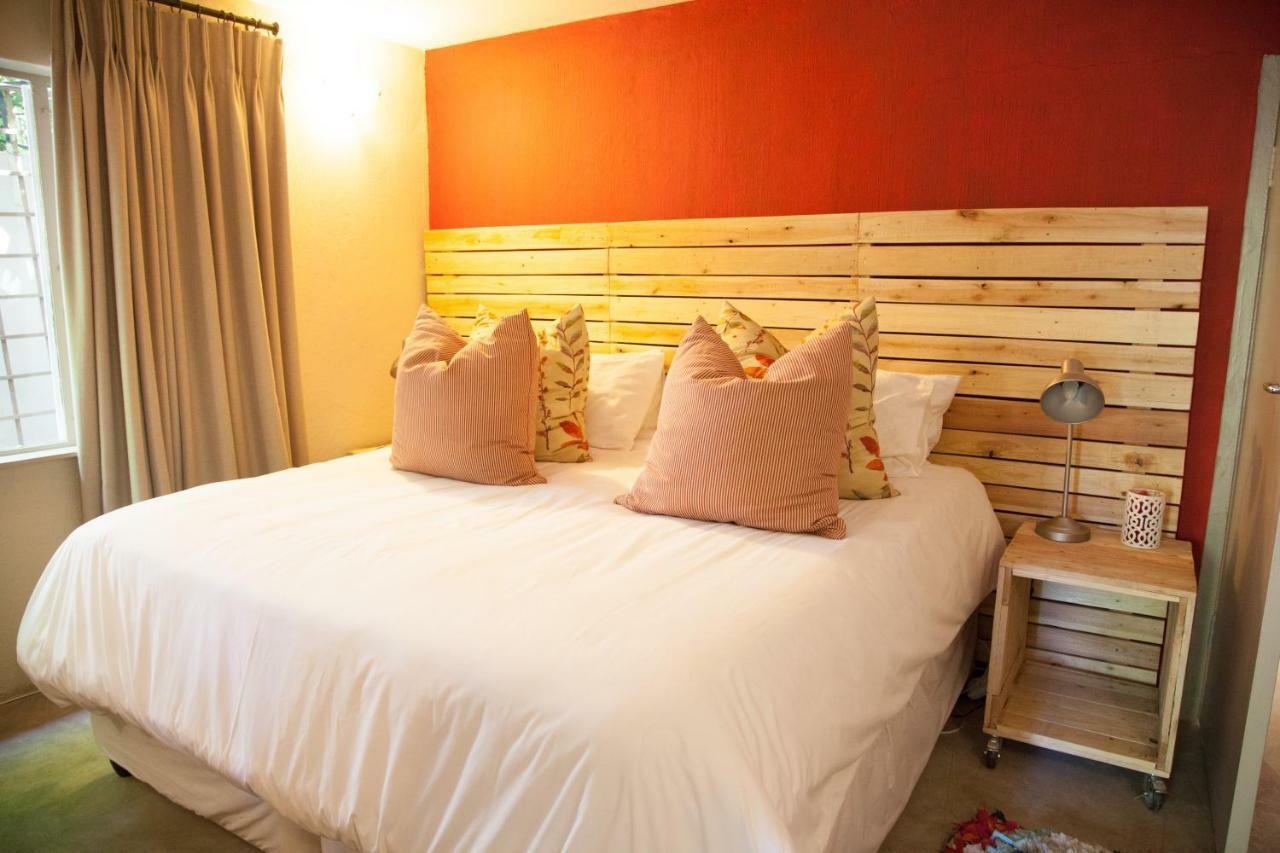 יוהנסבורג Little Forest Guest House מראה חיצוני תמונה