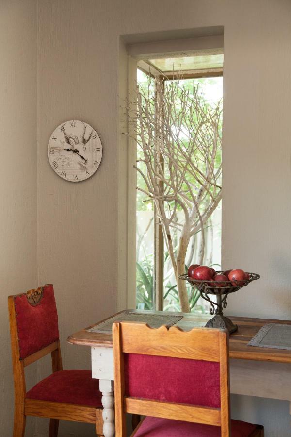 יוהנסבורג Little Forest Guest House מראה חיצוני תמונה