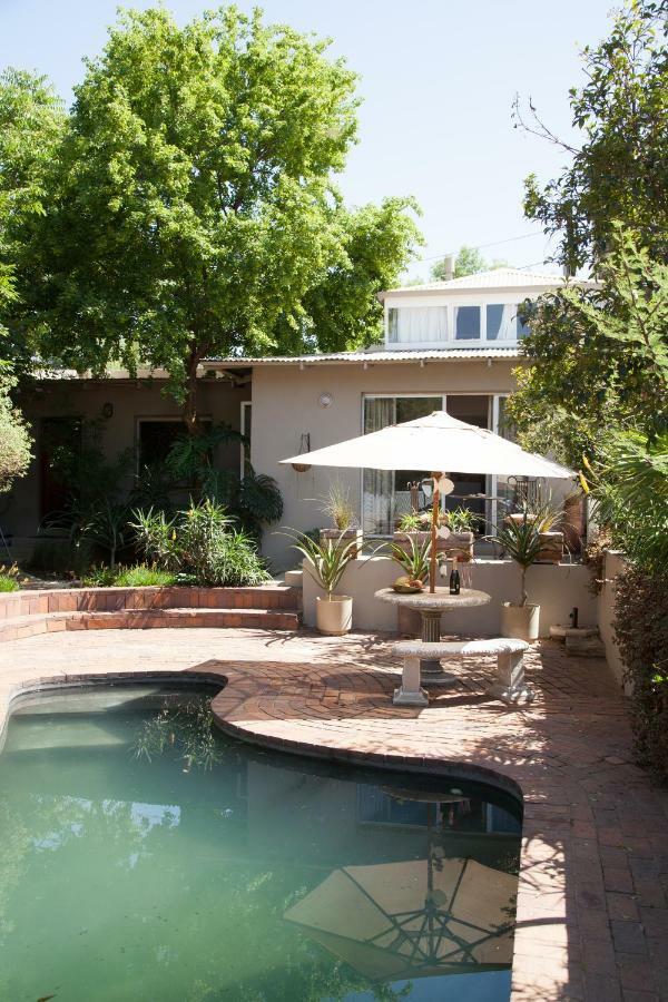 יוהנסבורג Little Forest Guest House מראה חיצוני תמונה